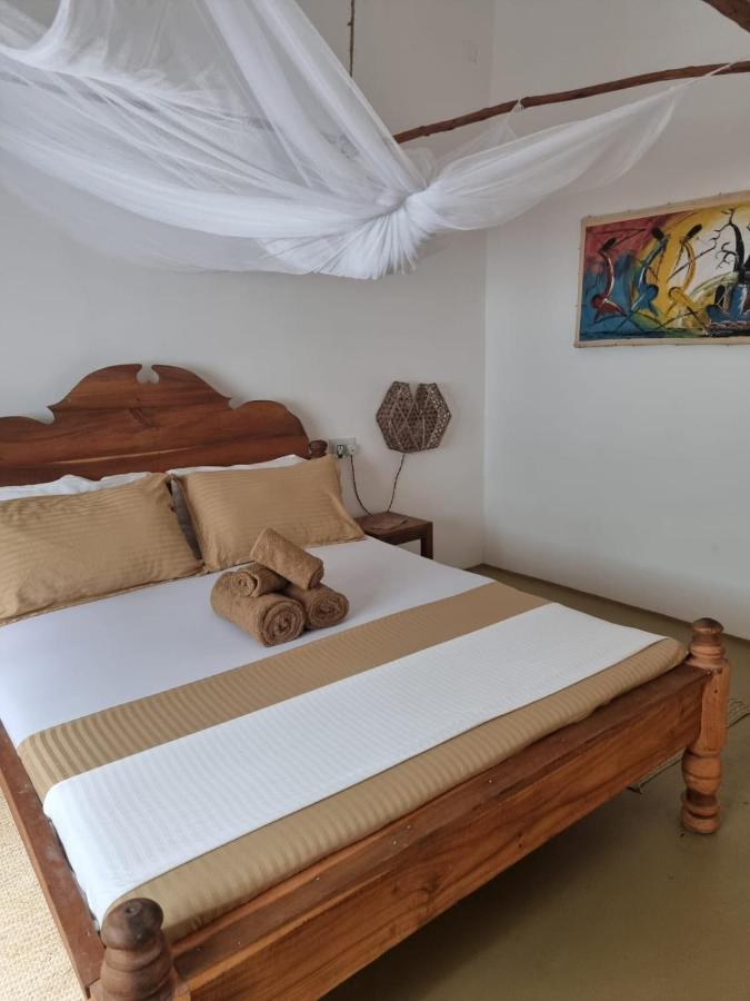 Mlango Paje House Bed & Breakfast Exterior photo